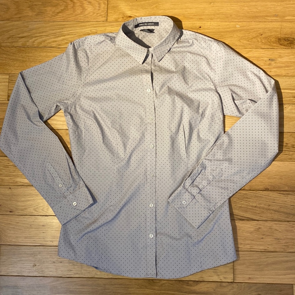 Eddie Bauer Wrinkle Free Shaped Fit Button Down Dress Shirt size S